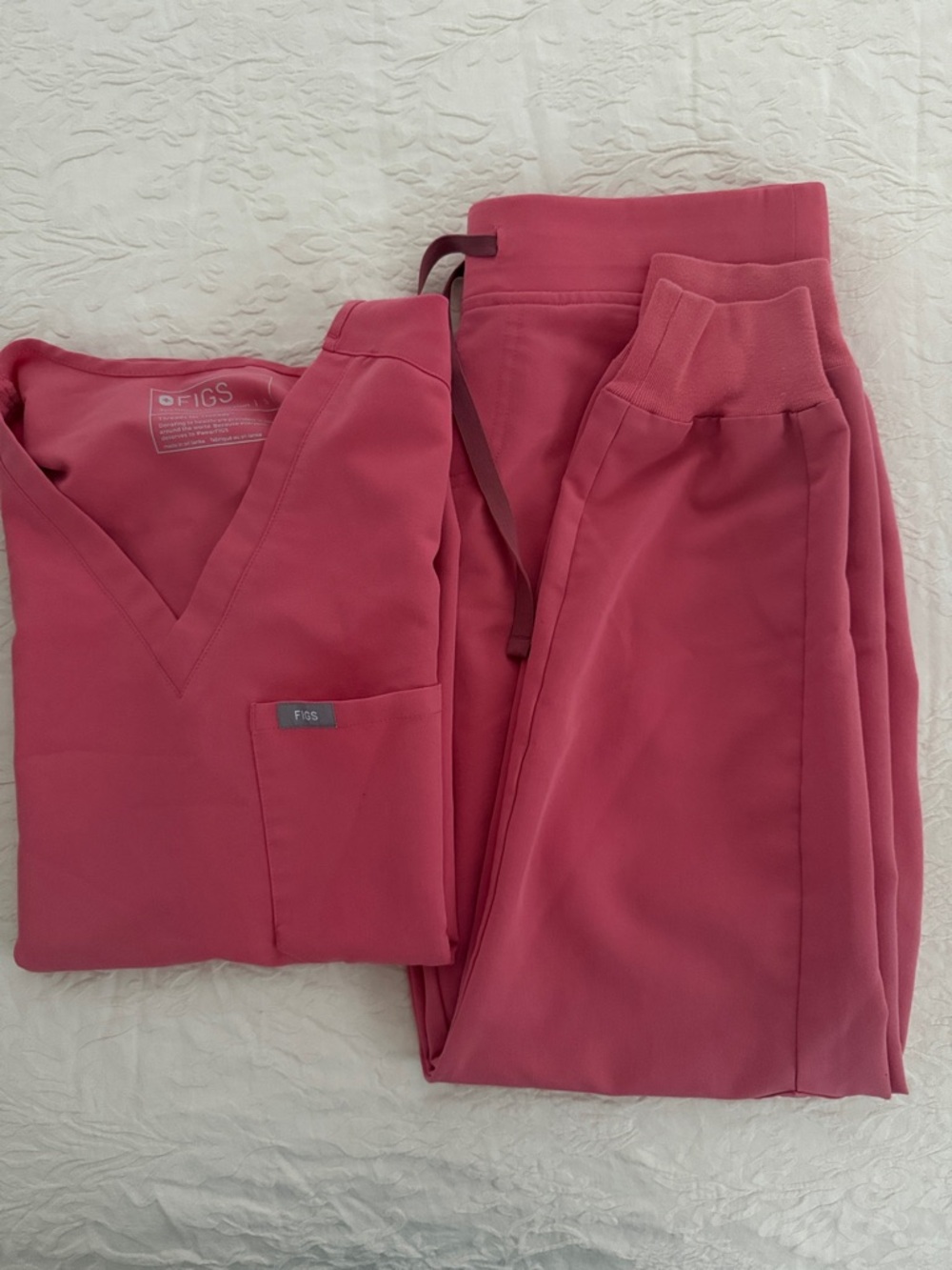 Figs small Raspberry Pink Drawstring Joggers - Picture 5 of 5